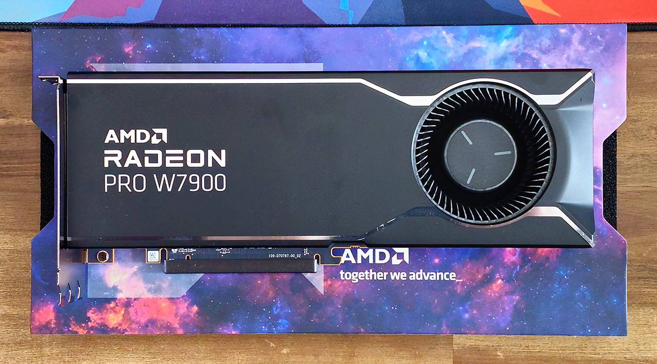 AMD Radeon Pro W7900 W7800 Review